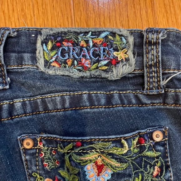 GRACE Boot Cut Jeans Womens Size 28 Embroidered Blue Denim Fringed Hem Y2K style - Picture 14 of 15